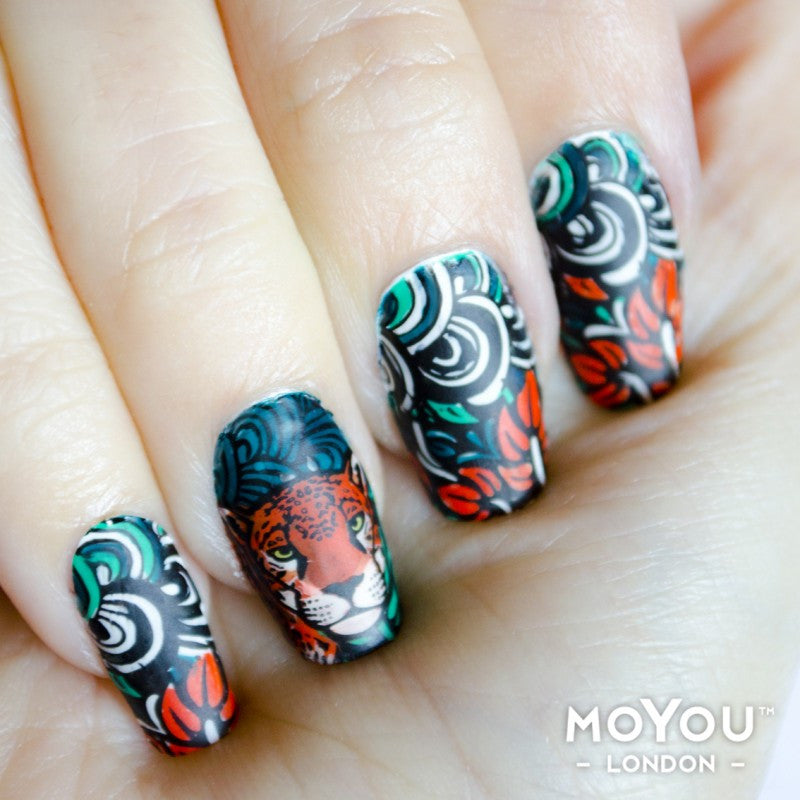 talk-to-the-hand-moyou-london-nail-art-ציפורניים-קולקציית-מסביב-לעולם-מניקור-פדיקור-עיצובים-לציפורניים-חותמות-לציפורניים-מויו-לונדון-menicure-mother-nature-collection-03