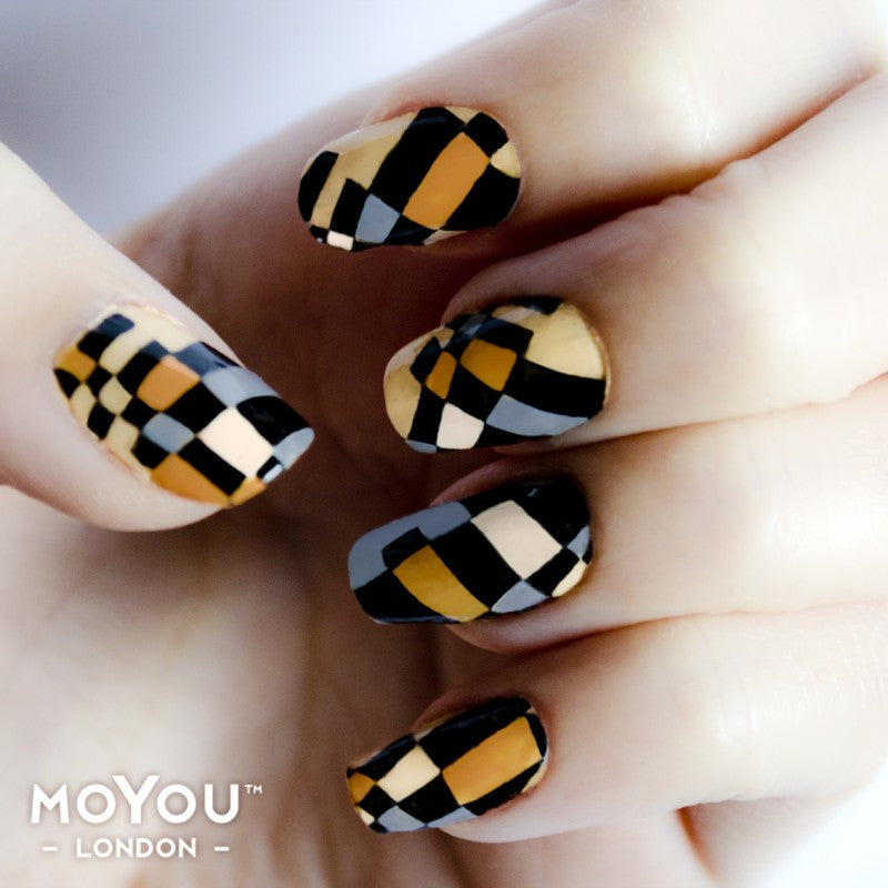 talk-to-the-hand-moyou-london-nail-art-ציפורניים-קולקציית-אמנית-עיצובים-לציפורניים-חותמות-לציפורניים-מויו-לונדון-artist-collection-05