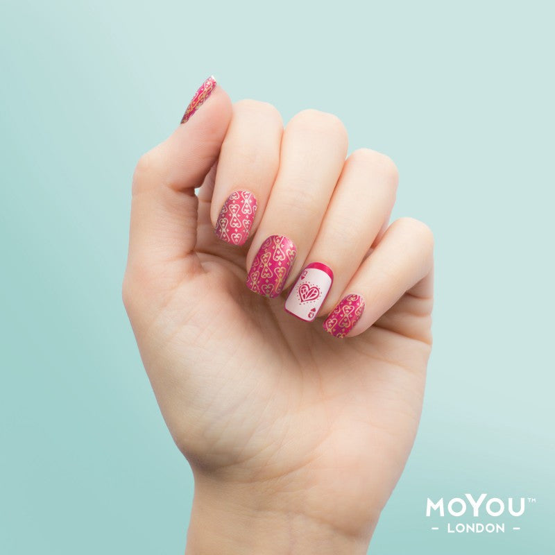 www.talktothehand.co.il-moyou-london-talk-to-the-hand-nail-art-manicure-nail-polish-nail-stamp-ציפורניים-עיצובים-לציפורניים-מניקור-פדיקור-חותמות-לציפורניים-קולקציית אליס-alice-08