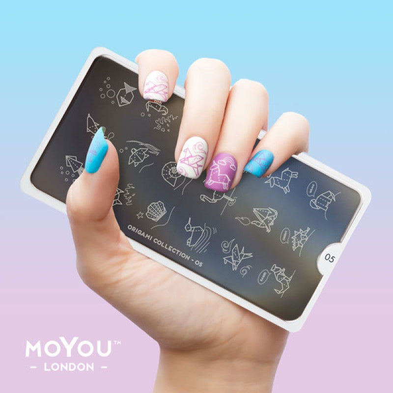 www.talktothehand.co.il-moyou-london-talk-to-the-hand-nail-art-manicure-nail-polish-nail-stamp-nailart-israel-londonציפורניים-מויו-לונדון-ציפורניים-עיצובים-לציפורניים-מניקור-פדיקור-חותמות-לציפורניים-קולקציית-אוריגמי-origami-collection-6