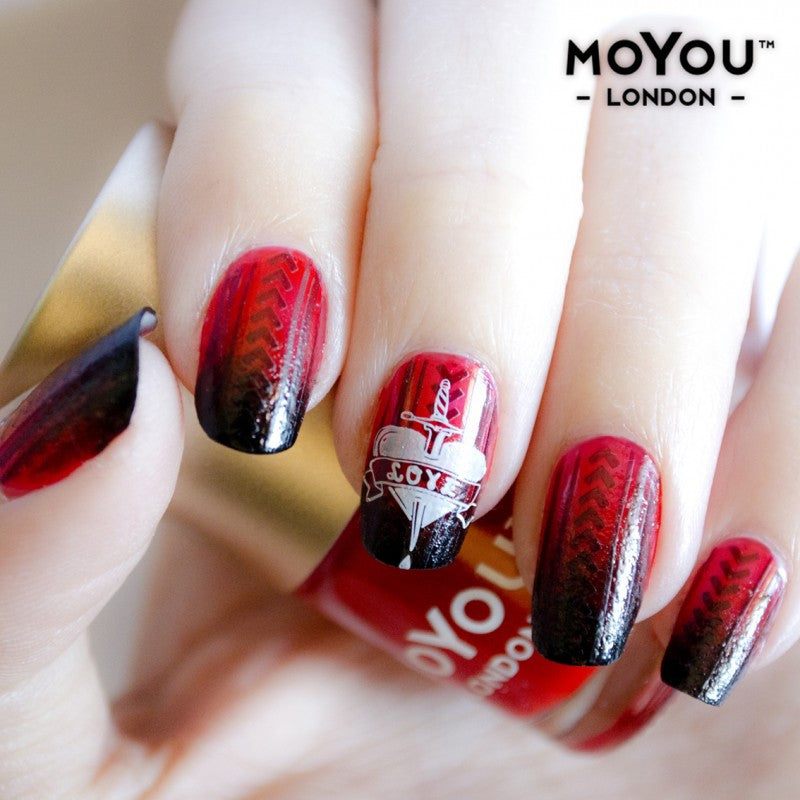 talk-to-the-hand-moyou-london-nail-art-ציפורניים-קולקציית-הבייקרית-עיצובים-לציפורניים-חותמות-לציפורניים-מניקור-פדיקור-מויו-לונדון-biker-collection-08