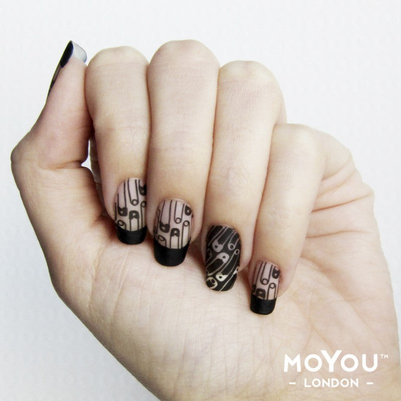 www.talktothehand.co.il-moyou-london-talk-to-the-hand-nail-art-manicure-nail-polish-nail-stamp-ציפורניים-עיצובים-לציפורניים-מניקור-פדיקור-חותמות-לציפורניים-קולקציית-פאנק-collection-Punk-04