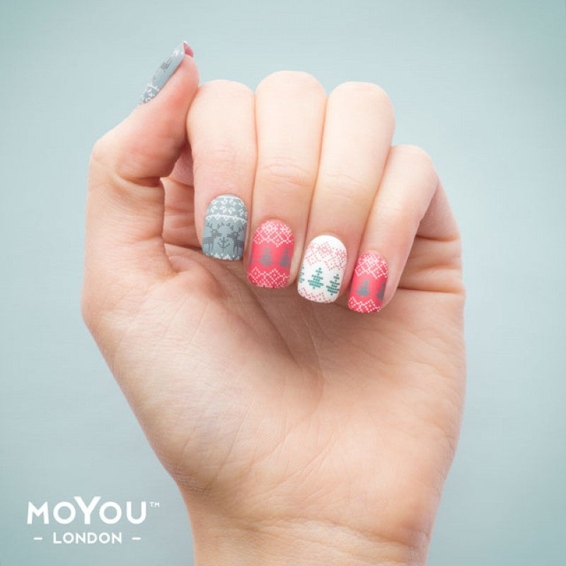 talk-to-the-hand-moyou-london-nail-art-ציפורניים-קולקציית-החגים-מניקור-פדיקור-עיצובים-לציפורניים-חותמות-לציפורניים-מויו-לונדון-menicure-festive-collection-34